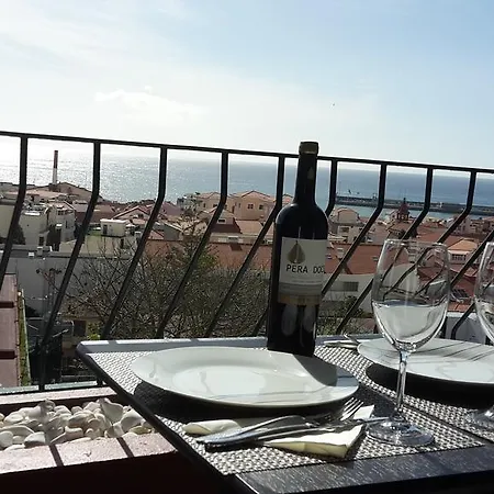 Marina View With Parking Free Apartment Funchal (Madeira)